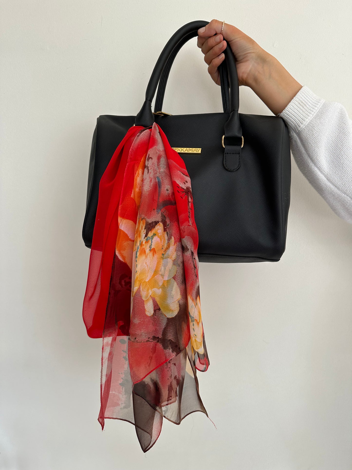 BEKKAMAY SCARVES